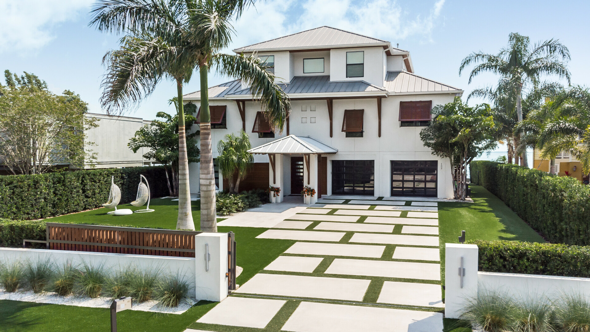 Front view of waterfront home that opens up to the intercoastal, Tampa FL