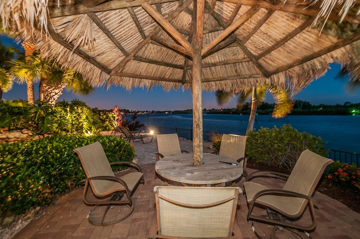 villa tuscany tiki hut night2